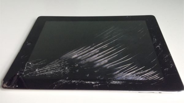 How To Deal With The Cracked Ipad Screen