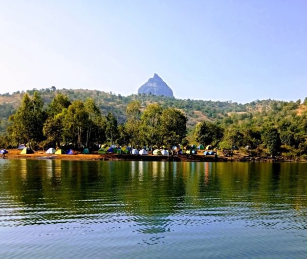 Why People Always Preferred Camping Near Mumbai?