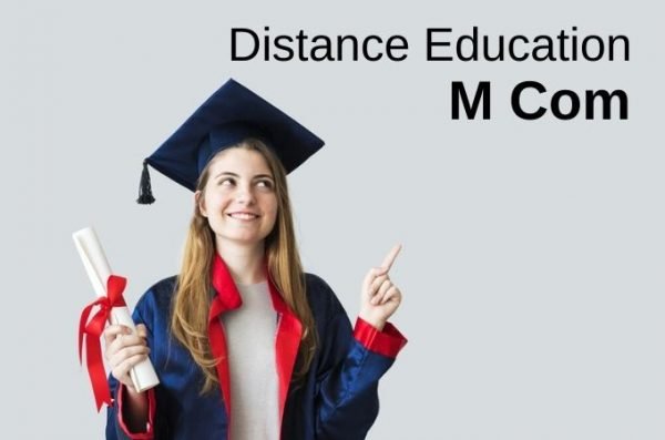 What are the features of the M.com distance education in LPU?
