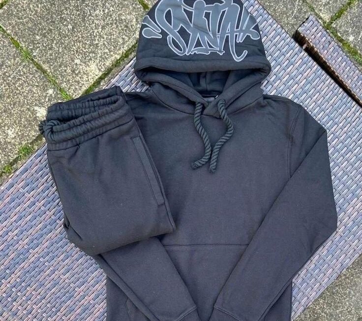Syna World Hoodie