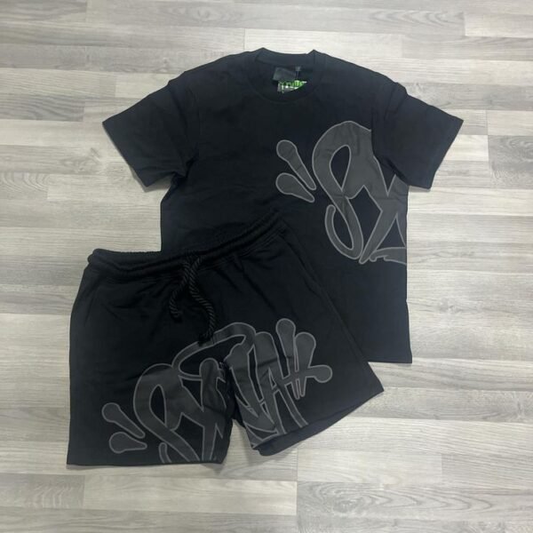 Top 10 Must-Have Pieces from Syna World Streetwear